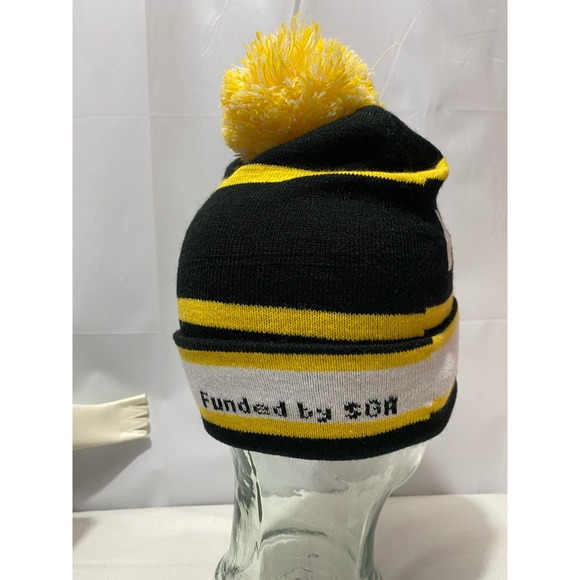 UCF Knights Black Yellow Ski Pom Beanie Top of the World Funded by SGA Preowned - Picture 4 of 4